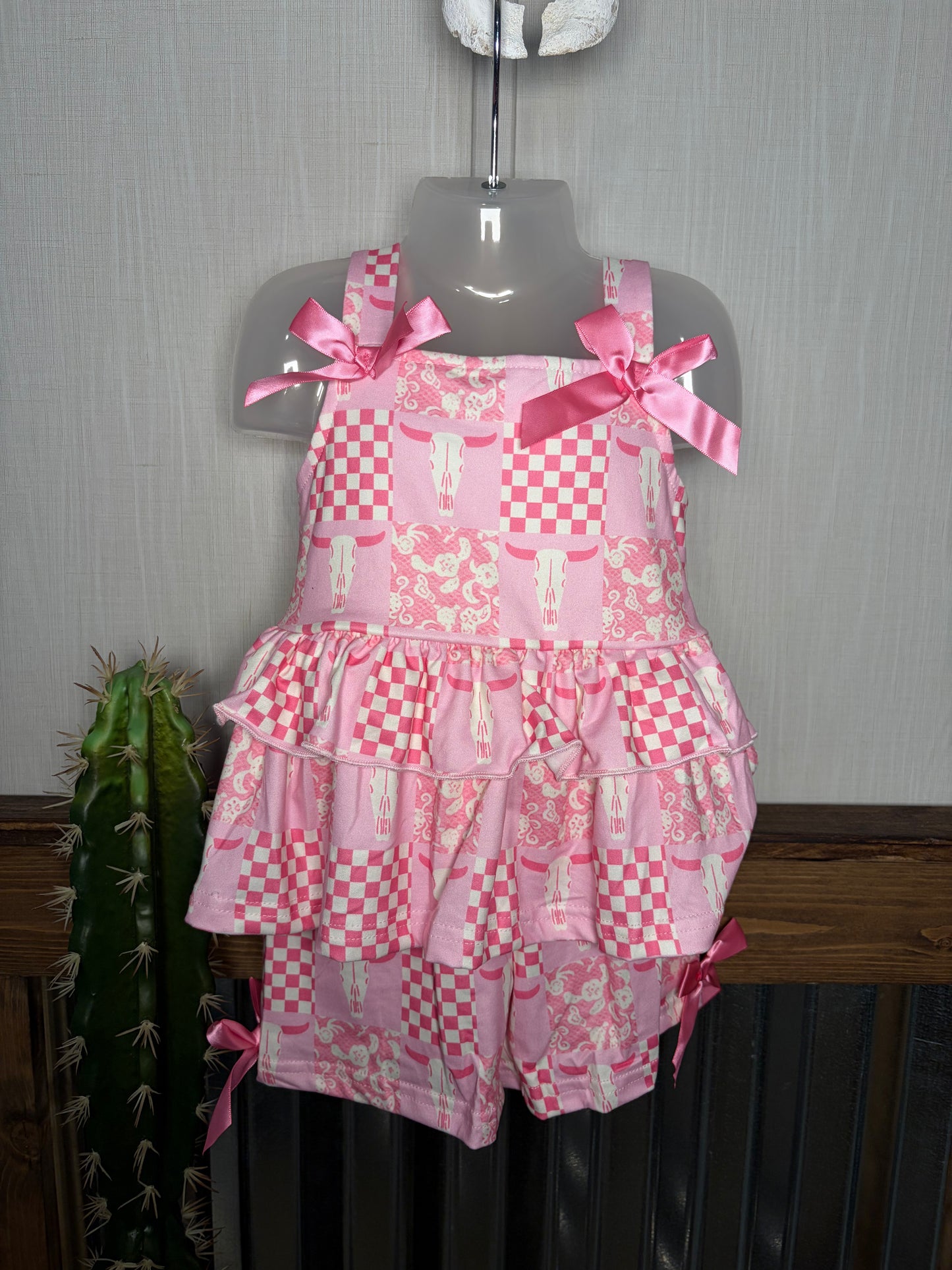 Pink Checkered Bull Skull set